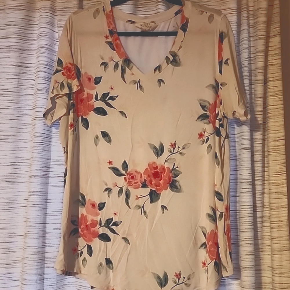 Market ans Spruce Trumer V-Neck Knit Te